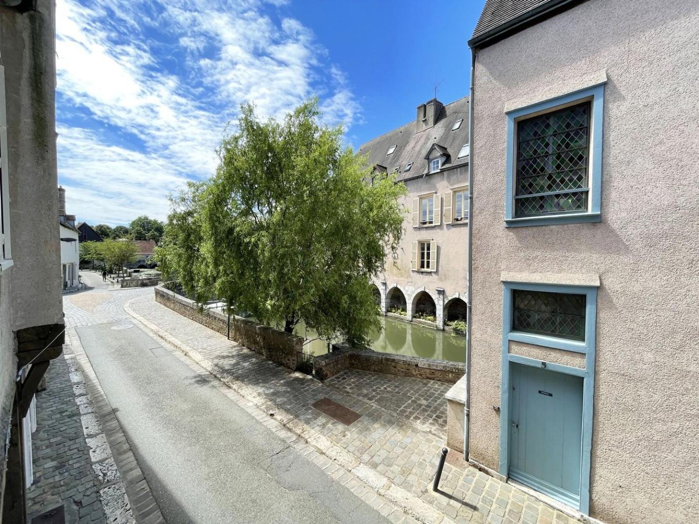 Apartamento Au Bord De L'Eure - Free Parking Chartres Exterior foto